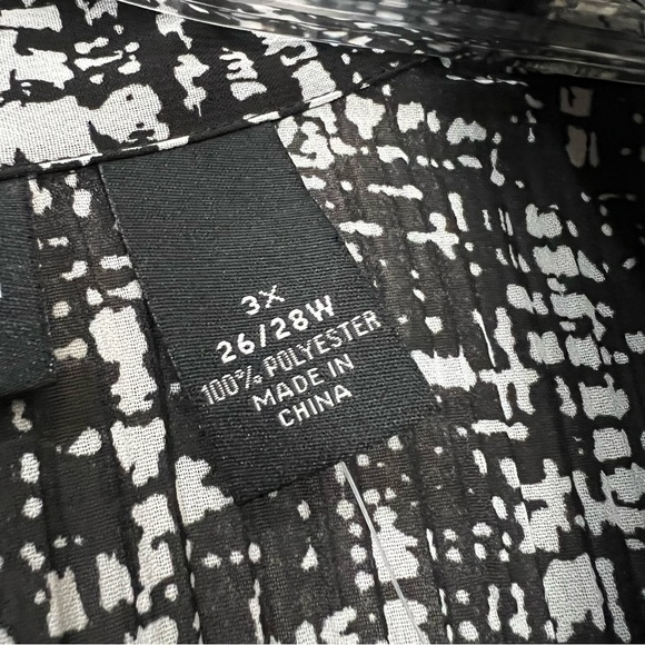 Maggie Barnes 3X Black and White Button Down Collared 3/4 Sleeve Blouse NWT R1 - Picture 5 of 7